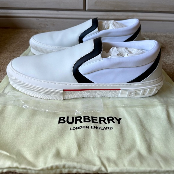 Burberry Low Top Slip On Trainer on Rubber Sole Sz 15 - Picture 5 of 15
